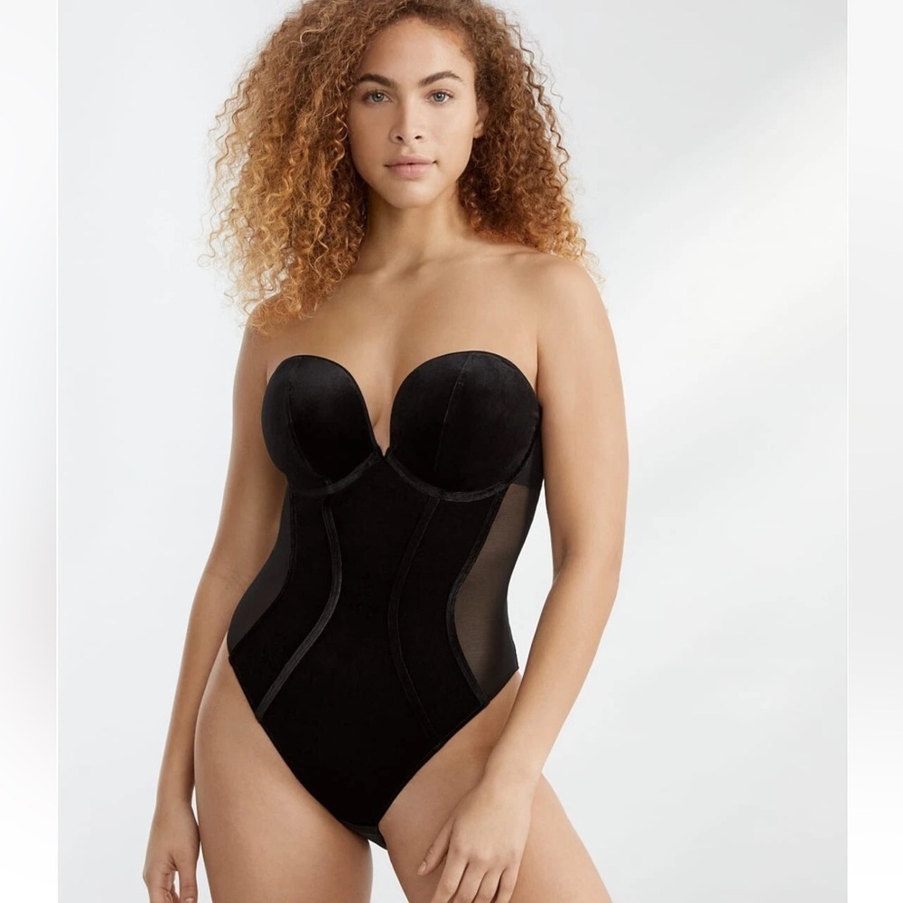 Scantilly by Curvy Kate BLACK Icon Plunge Strapless Bodysuit, US 34H